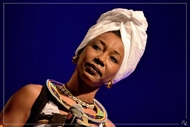 NIK_990448 Fatoumata Diawara 31-01-2019 (Zz) (p).jpg